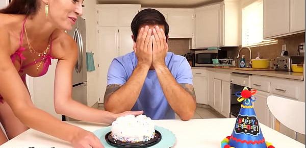  Stepson Gets A Messy Birthday Blowjob Surprise - 1000Facials